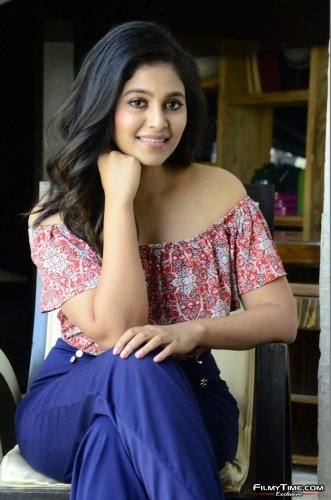 Anjali-19