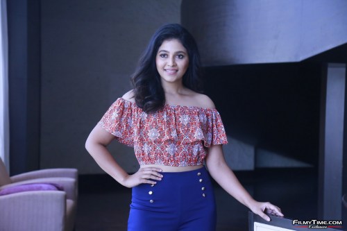 Anjali-40