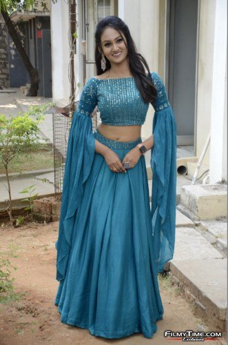 Heroine-Maheswari-Latest-Stills-27