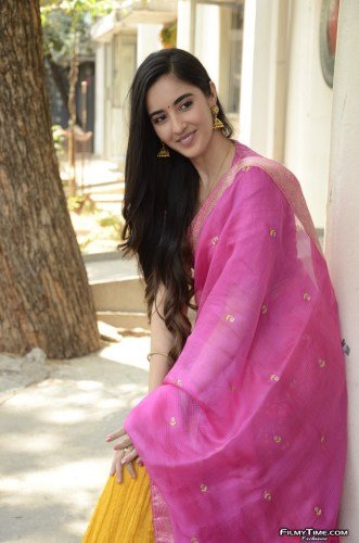 Simran-Kaur-5