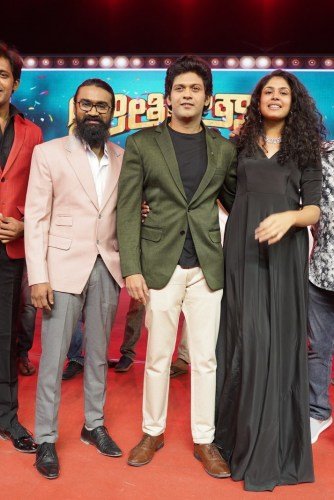 Jaathi-Rathnalu-1-142