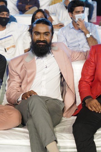 Jaathi-Rathnalu-1-18