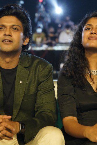 Jaathi-Rathnalu-1-37