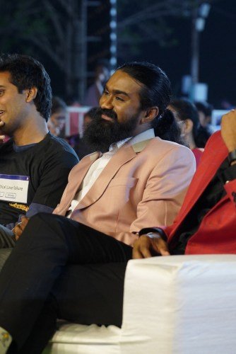 Jaathi-Rathnalu-1-51