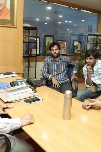 jathiratnalu-team-visits-Prasad-imax-and-Amb-Mall-30