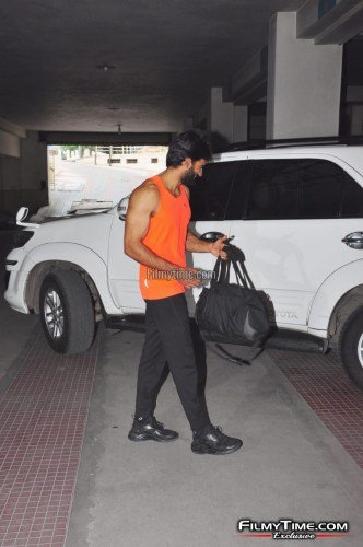 Kartikeya-At-Gym-In-Hyderabad-2