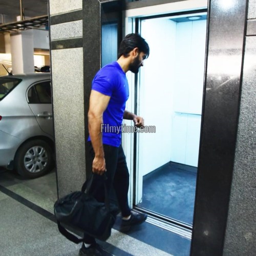 Kartikeya-snapped-at-Gym-in-Hyderabad-2