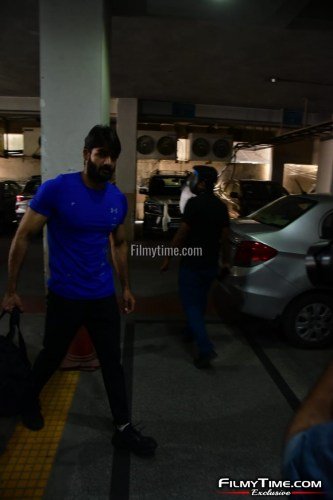Kartikeya-snapped-at-Gym-in-Hyderabad-1