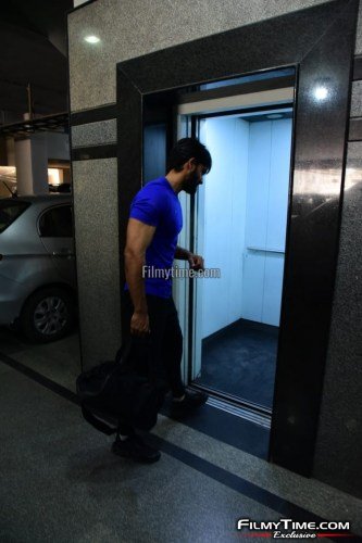 Kartikeya-snapped-at-Gym-in-Hyderabad-15