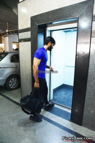 Kartikeya-snapped-at-Gym-in-Hyderabad-2