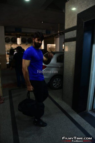 Kartikeya-snapped-at-Gym-in-Hyderabad-20