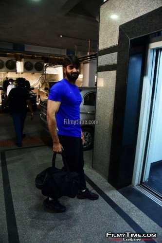 Kartikeya-snapped-at-Gym-in-Hyderabad-26