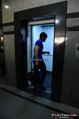 Kartikeya-snapped-at-Gym-in-Hyderabad-27