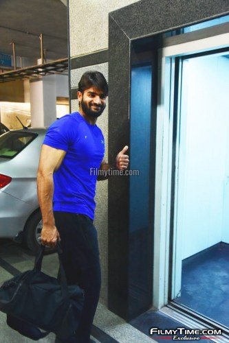 Kartikeya-snapped-at-Gym-in-Hyderabad-30