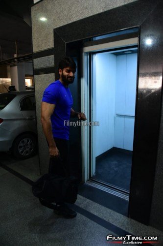 Kartikeya-snapped-at-Gym-in-Hyderabad-7