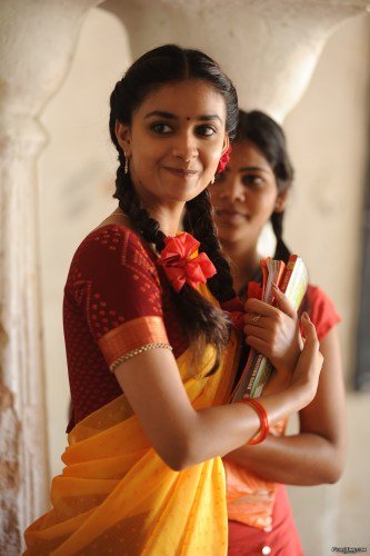 Keerthy-Suresh-Naveen-Polishetty-Photos-In-Jathirathnalu-3