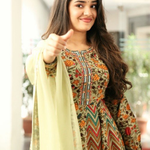 krithi-shetty-bangarraju-promotions-4