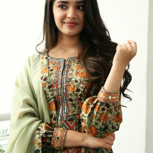 krithi-shetty-bangarraju-promotions-7