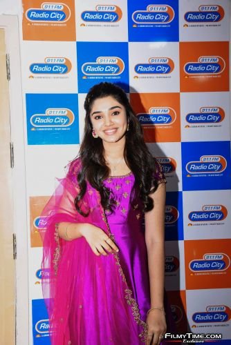 Krithi-Shetty-at-Radio-city-4