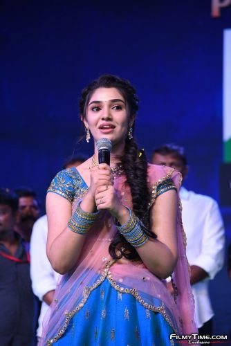 Krithi-Shetty-at-Uppena-Blockbuster-celebrations-11