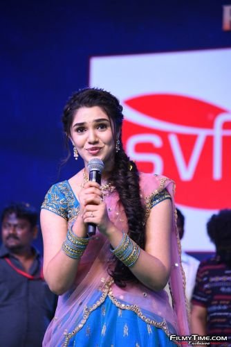 Krithi-Shetty-at-Uppena-Blockbuster-celebrations-15