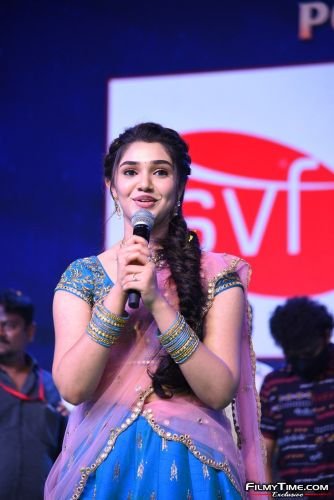 Krithi-Shetty-at-Uppena-Blockbuster-celebrations-17