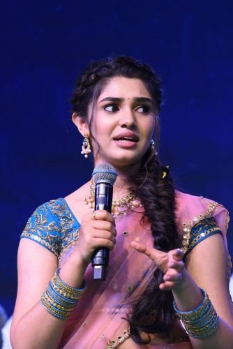 Krithi-Shetty-at-Uppena-Blockbuster-celebrations-21