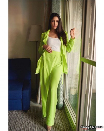 Lavanya-Tripathi-6