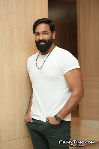 Manchi-Vishnu-71