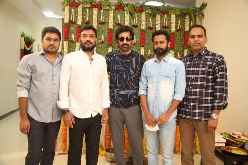 Mass-Maharaja-Ravi-Teja-Sarath-Mandava-SLV-Cinemas-LLP-Production-No-4-Launched-Photos-2