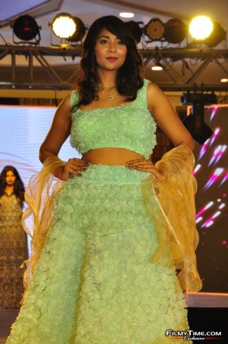 Me-Woman-Fashion-Show-15