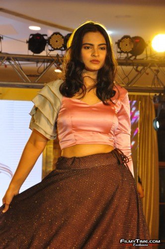 Me-Woman-Fashion-Show-17