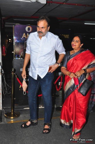 Mega-Family-Vakeel-Saab-26