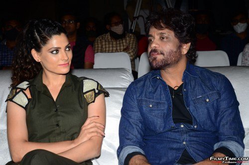 Nagarajuna-Wild-Dog-10