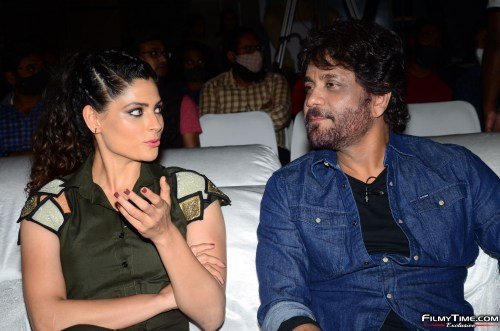 Nagarajuna-Wild-Dog-11