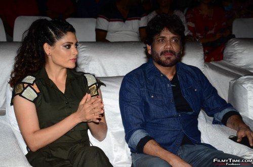 Nagarajuna-Wild-Dog-14