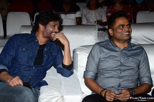 Nagarajuna-Wild-Dog-16