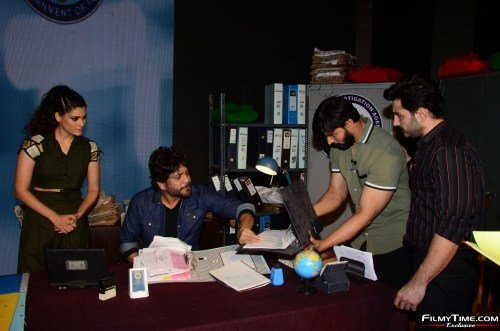 Nagarajuna-Wild-Dog-20