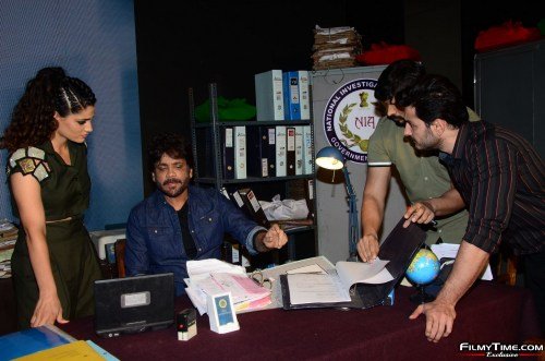 Nagarajuna-Wild-Dog-21