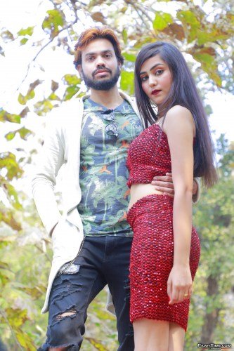 Naluguritho-Narayana-Movie-Frist-Look-Posters-7