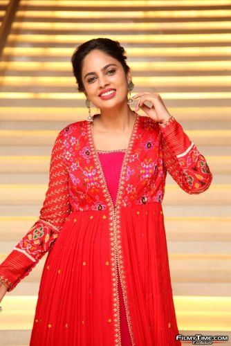 Nandita-Swetha-Kapatadhaari-pre-release-27