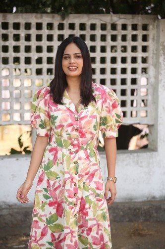 Nanditha-Swetha-13
