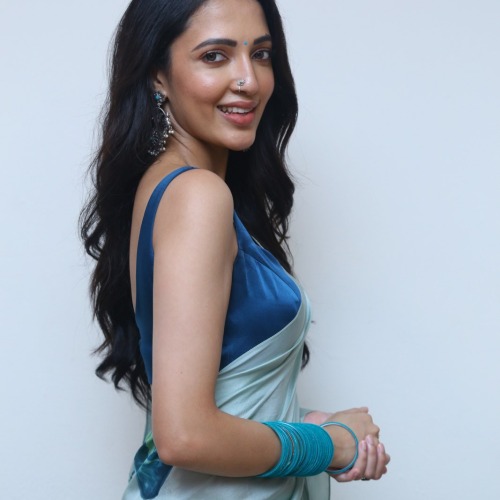 neha-shetty-bd-sm-2