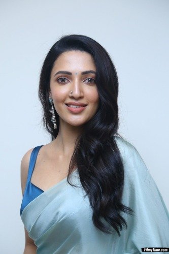 neha-shetty-bd-sm-17