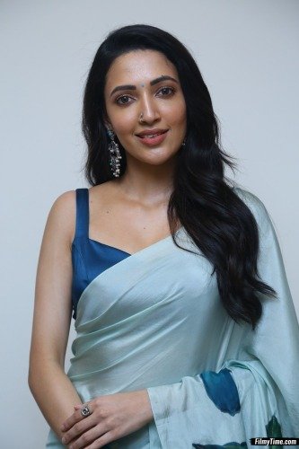 neha-shetty-bd-sm-24