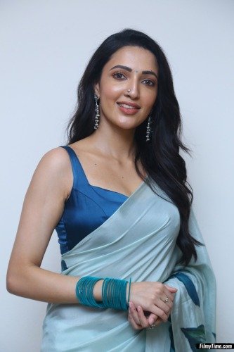 neha-shetty-bd-sm-25