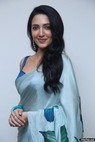 neha-shetty-bd-sm-35