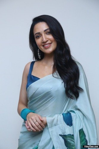 neha-shetty-bd-sm-36