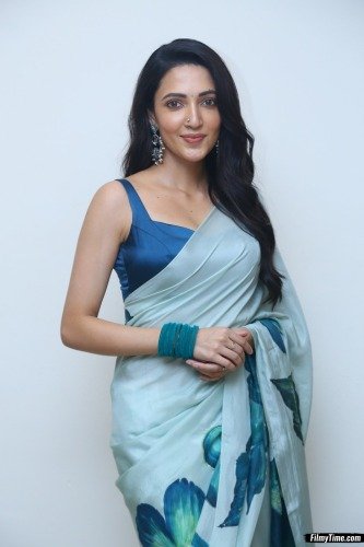 neha-shetty-bd-sm-48