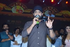 batch_Entha-Manchivaadavuraa.-41